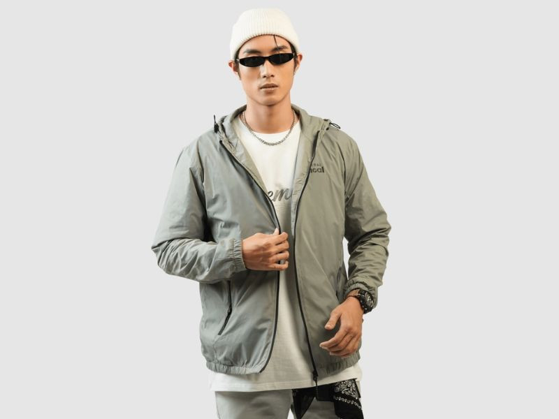 Áo khoác dù (vải trượt nước)