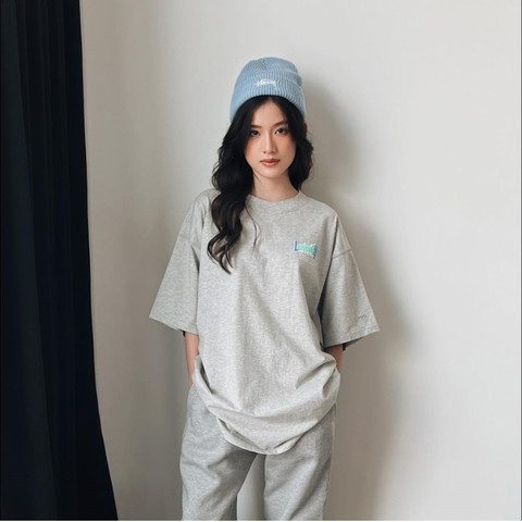 Basic Tee Phối Với Quần Jogger
