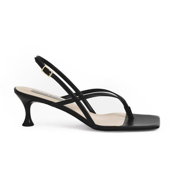 Giày cao gót sandal.