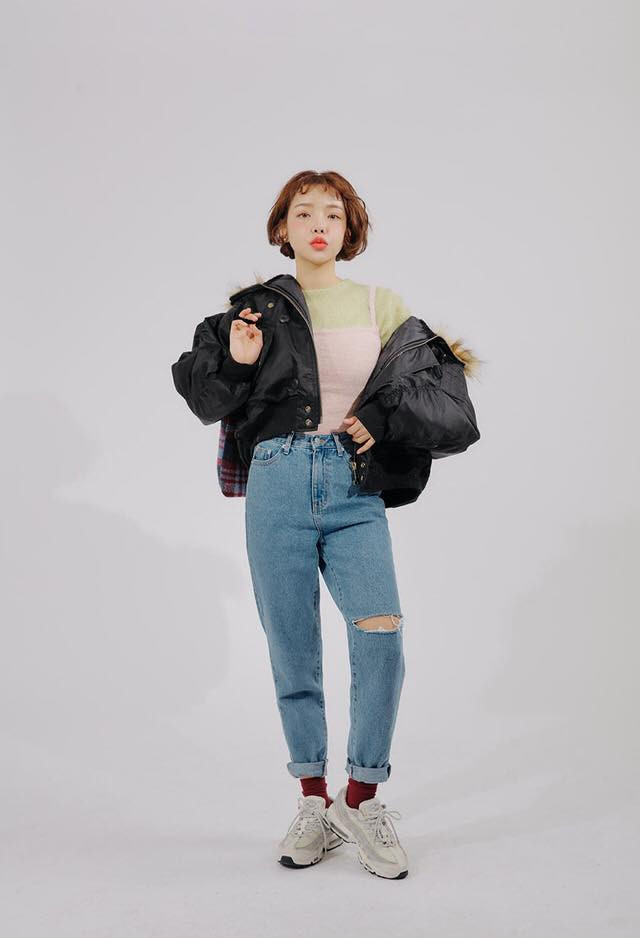 Mix và match với quần jeans