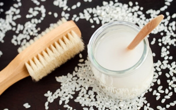 Nước vo gạo với khả năng tẩy trắng tốt và an toàn cho sức khỏe