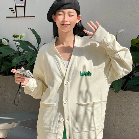 Outfit cho ngày thứ năm