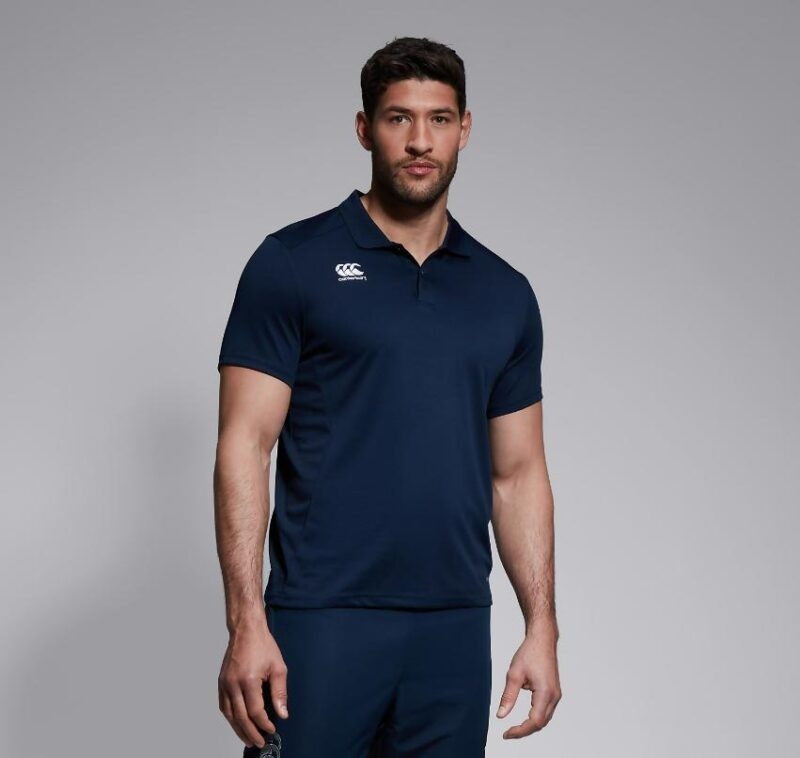 Phối áo polo cho phong cách sporty casual