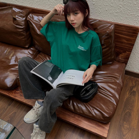 Phối cùng áo thun basic