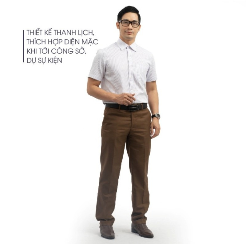 Quần kaki form đứng rất được ưa thích.