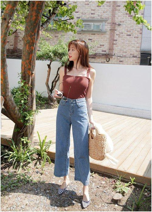 Quần ống rộng mix áo hai dây