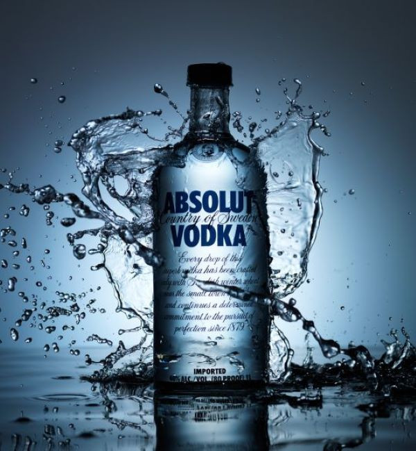 Sử dụng rượu vodka tẩy ố có thể gây biến dạng vải