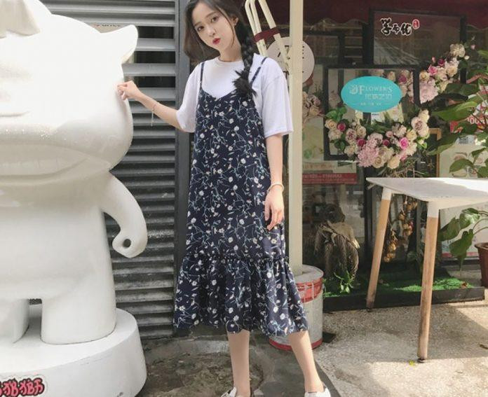 Váy yếm họa tiết hoa