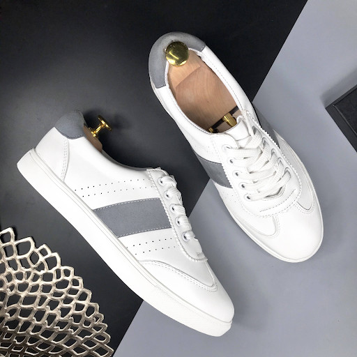 10+ mẫu giày sneaker nam mà các anh nên có trong tủ đồ