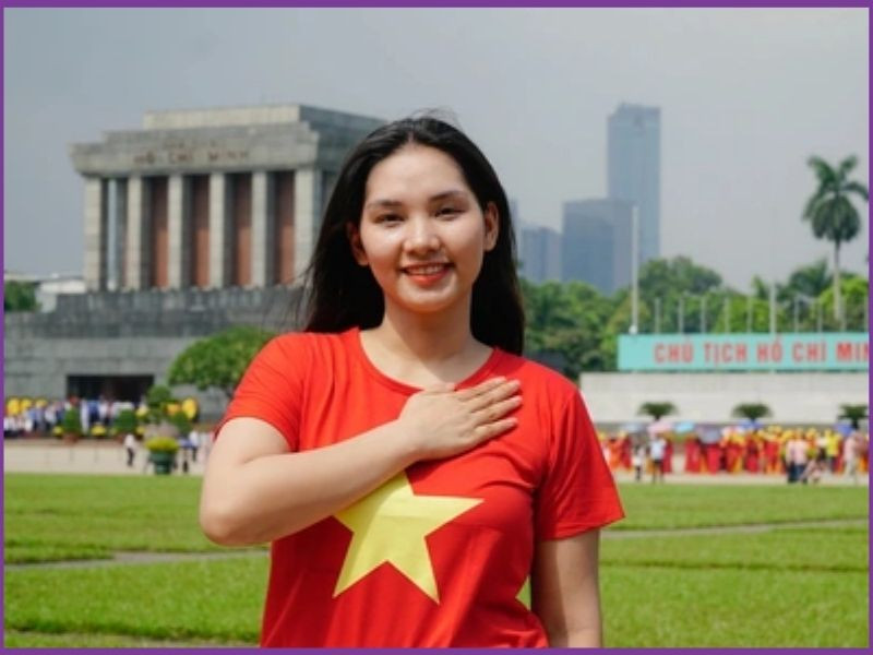 Đi Lăng Bác mặc gì? Gợi ý trang phục tham quan chỉn chu, lịch sự