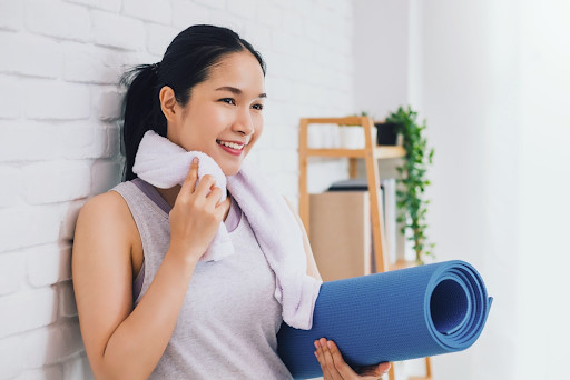 Dụng cụ tập yoga gồm những gì? Những món đồ không thể bỏ qua