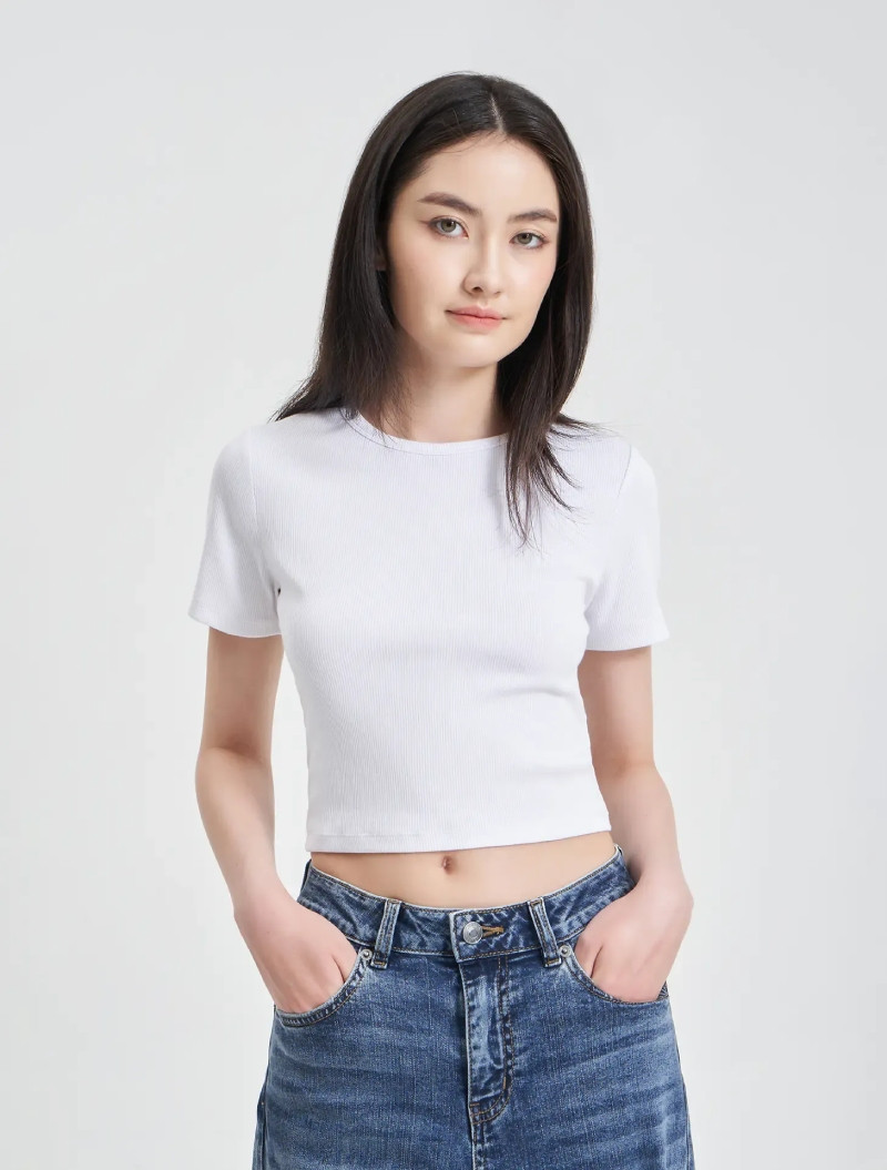 Mongtoghi là gì? Mẹo mix đồ với áo len mongtoghi cực dễ thương