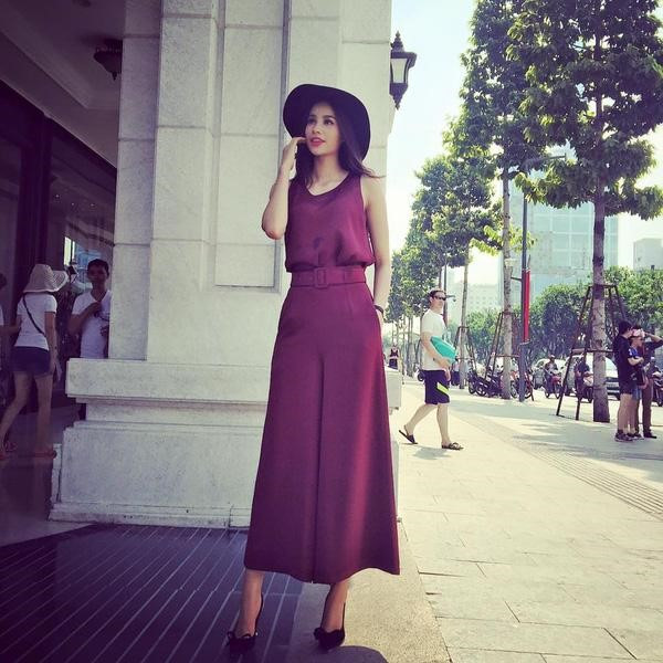 Quần Culottes là gì? Phối đồ với quần ống rộng như thế nào?