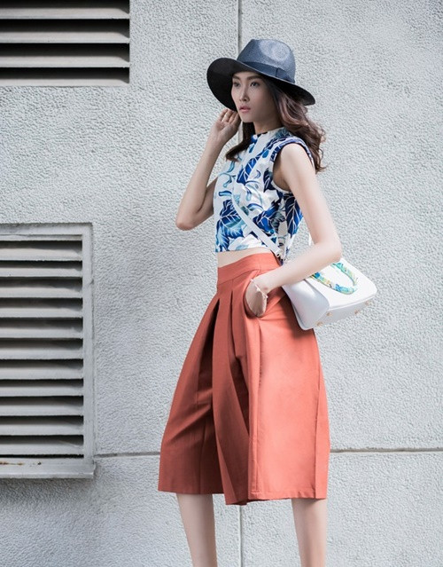 Quần Culottes là gì? Phối đồ với quần ống rộng như thế nào?